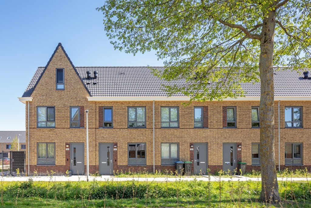 BARENDRECHT_LAGEWEI_02_4R8A0002 Top 1