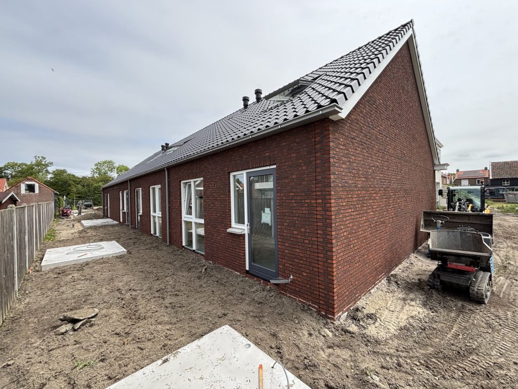 Pastorietuin-foto-1